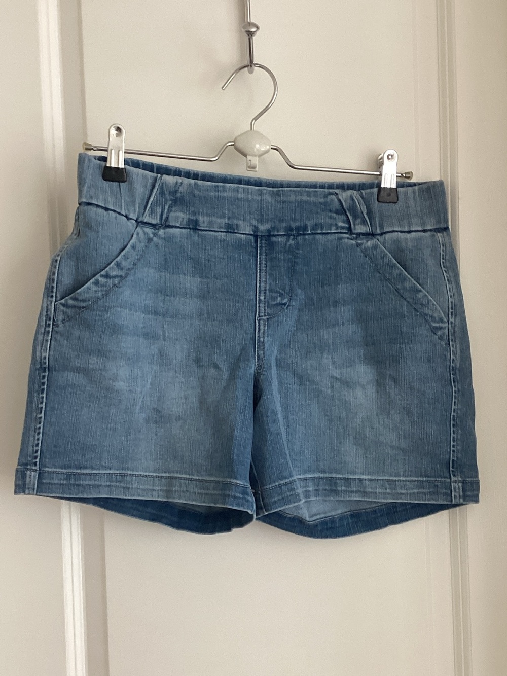 Jag Jeans Light Blue Corduroy Shorts